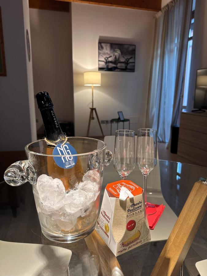 Ng Guest House Il Ris Сасари Екстериор снимка