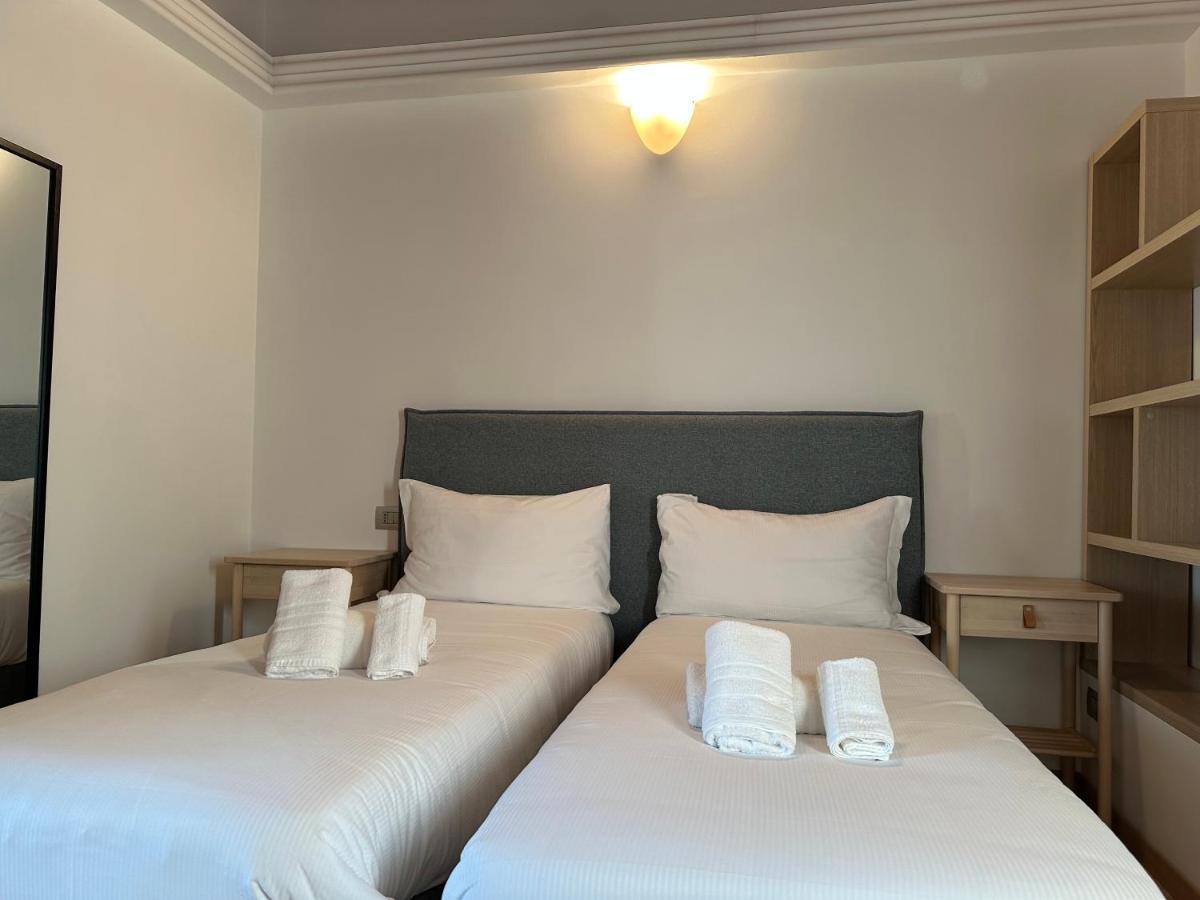 Ng Guest House Il Ris Сасари Екстериор снимка