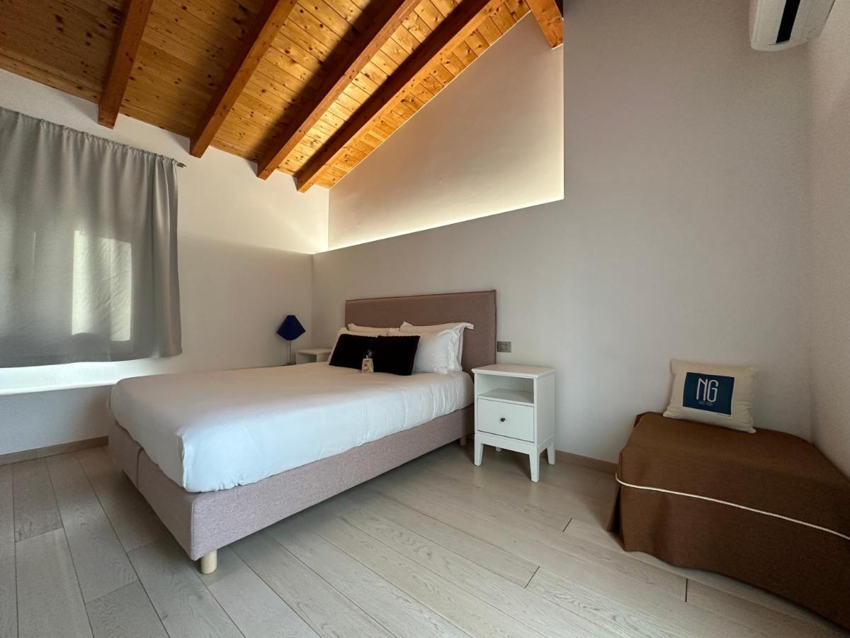 Ng Guest House Il Ris Сасари Екстериор снимка
