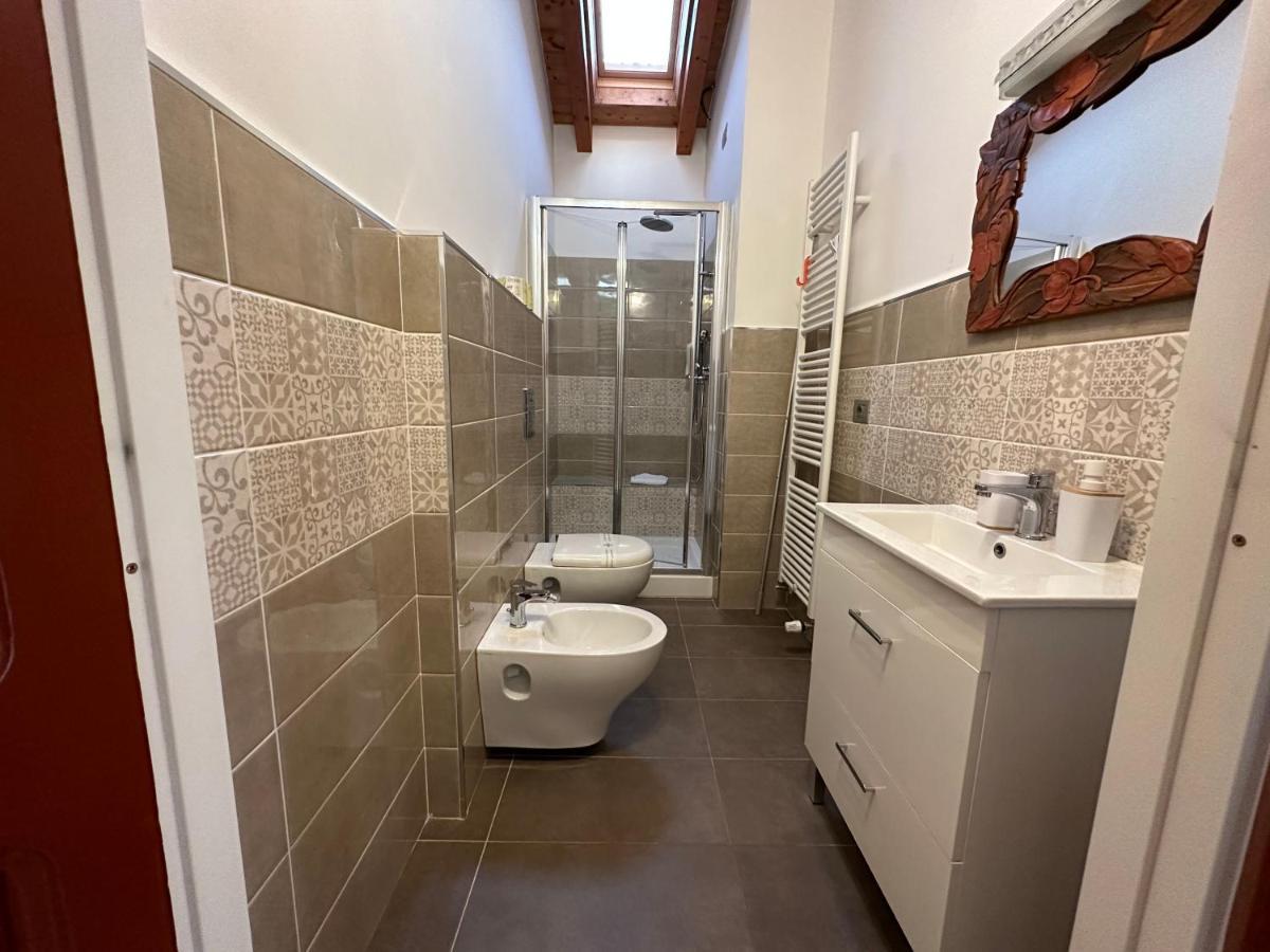 Ng Guest House Il Ris Сасари Екстериор снимка