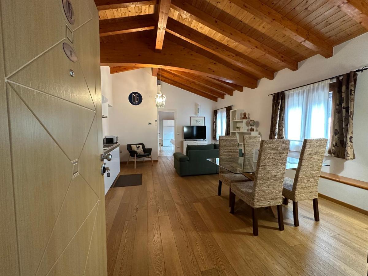 Ng Guest House Il Ris Сасари Екстериор снимка