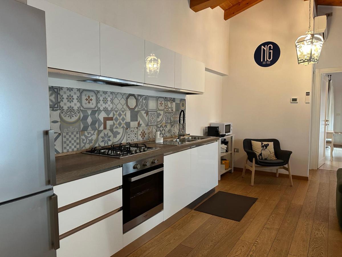 Ng Guest House Il Ris Сасари Екстериор снимка
