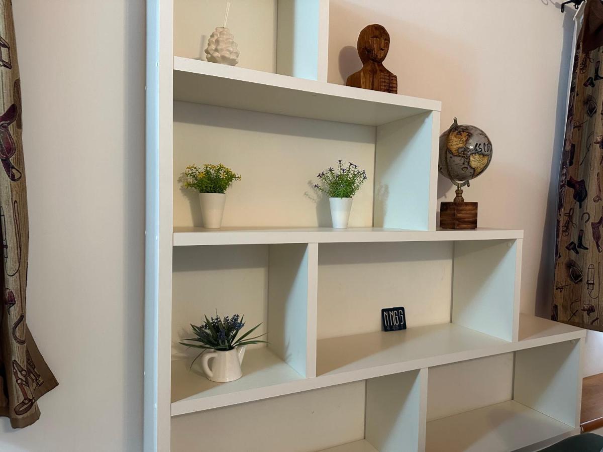 Ng Guest House Il Ris Сасари Екстериор снимка
